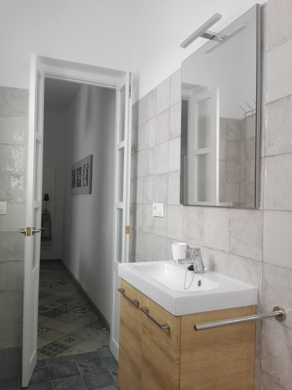 Ave Maria 10 Apartment Tarifa Bagian luar foto